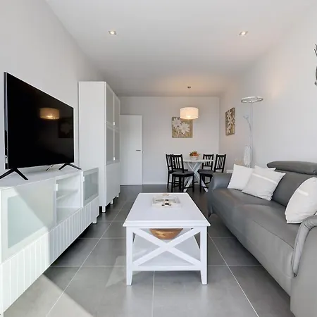 Brand New With Pool And Sea View In * Marbella