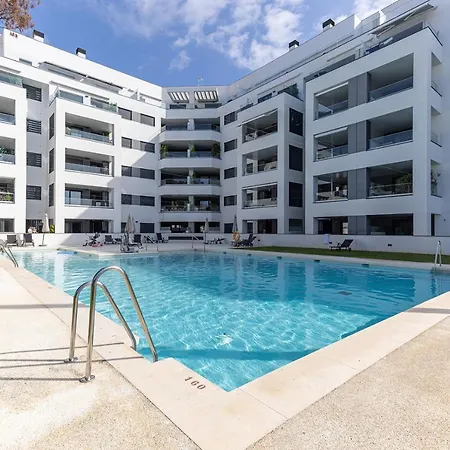 Brand New With Pool And Sea View In