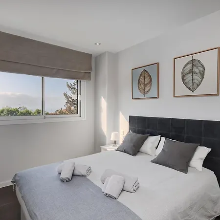 Apartment Brand New With Pool And Sea View In