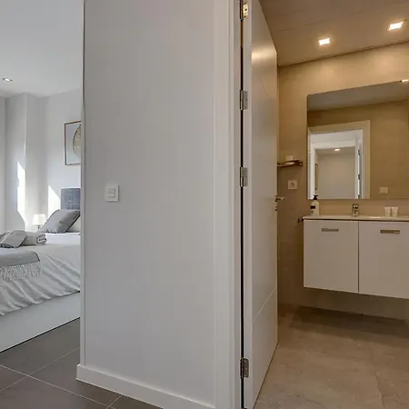 Apartment Brand New With Pool And Sea View In Marbella