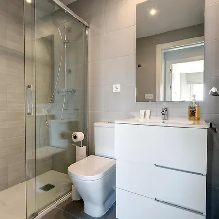 Brand New With Pool And Sea View In Apartment