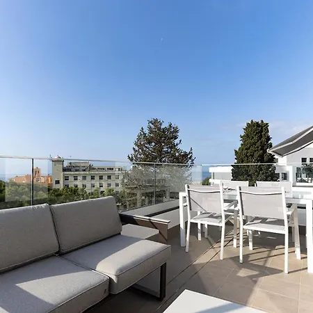 Apartment Brand New With Pool And Sea View In