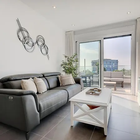 Brand New With Pool And Sea View In *