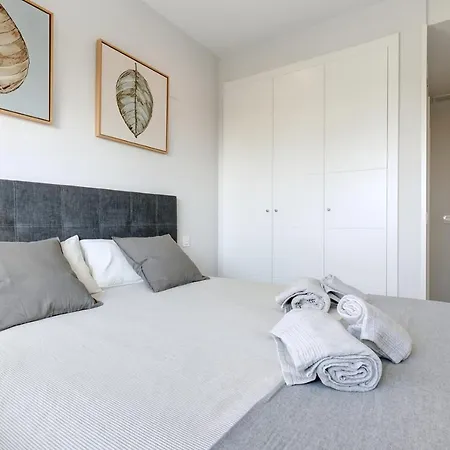 Apartment Brand New With Pool And Sea View In Marbella
