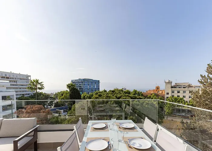 Brand New With Pool And Sea View In Apartmán Marbella
