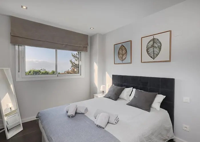 아파트 Brand New With Pool And Sea View In