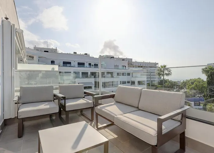 Apartment Brand New With Pool And Sea View In