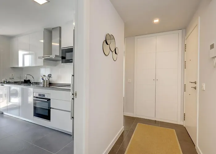 Apartment Brand New With Pool And Sea View In