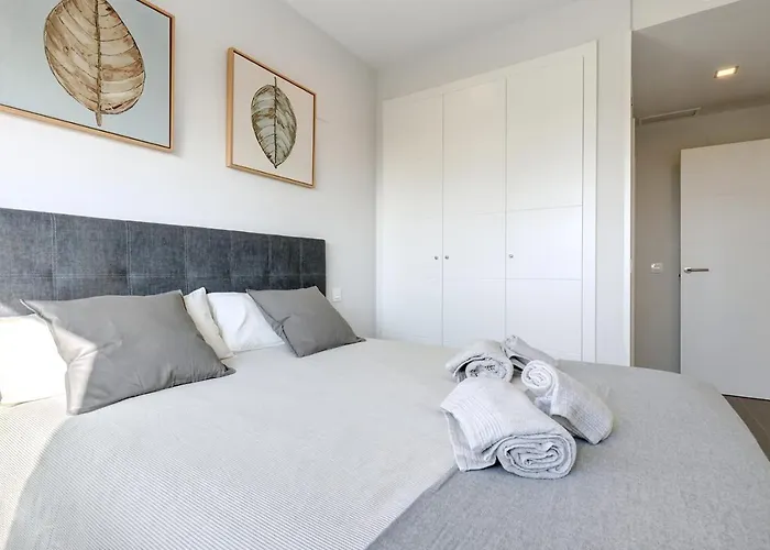 Apartment Brand New With Pool And Sea View In Marbella